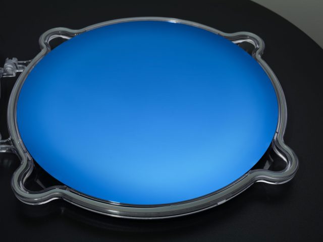 Uniform BTO grown on 300 mm Silicon wafer